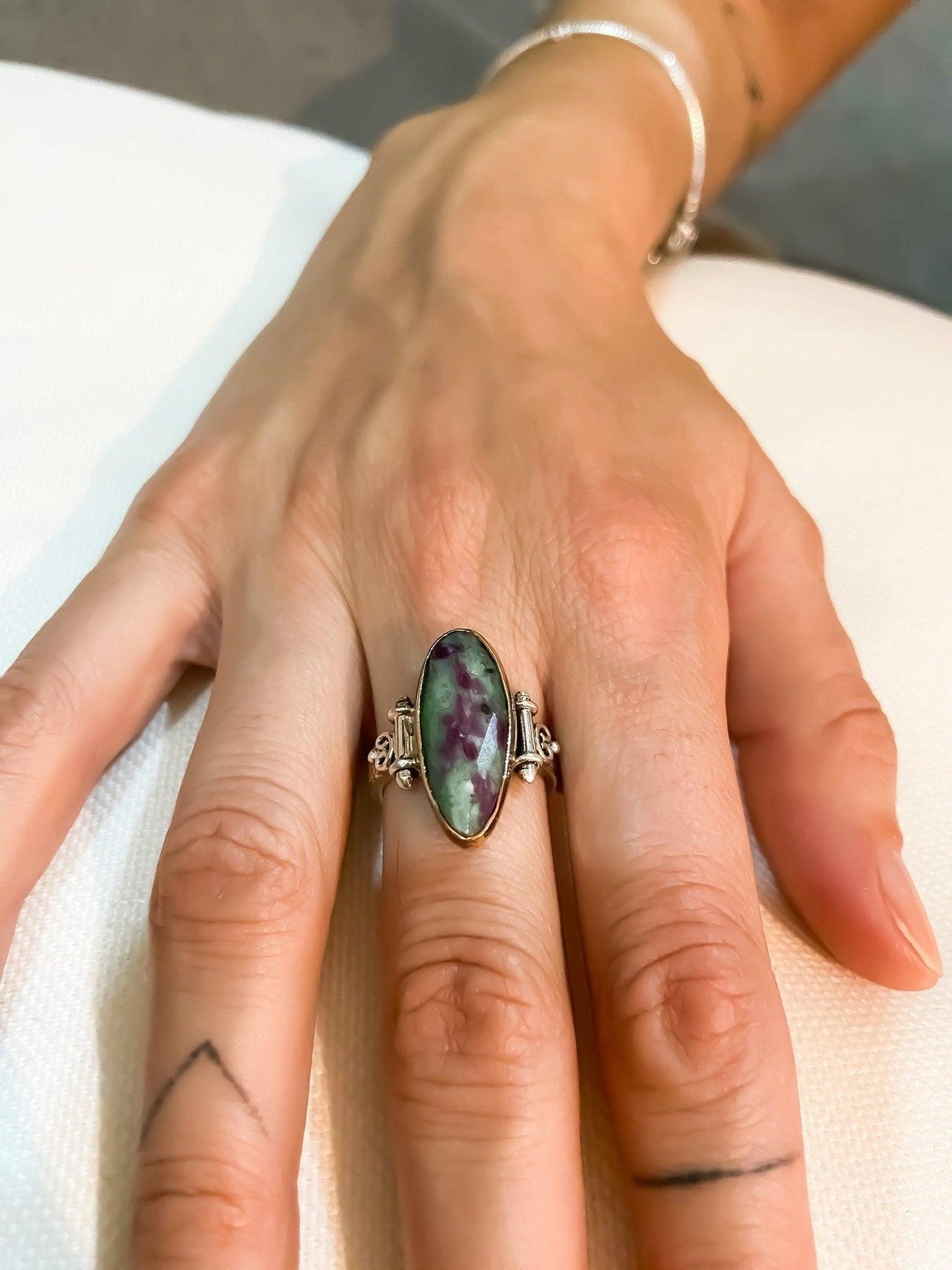 Ruby 925 Sterling Silver Handmade Ring, Ruby Natural Stone Ring For WoNatural Root Ruby stone desing women's ring made with 925 sterling hand workmanship.it is completely handcrafted and design. Stone cutting and all our equipment usedRuby 925 Sterling Silver