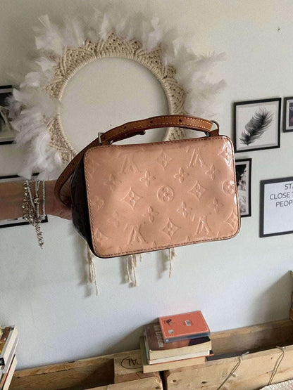 Authentic Louis Vuitton Hot Springs Monogram Vernis Leather Backpack - Tracesilver