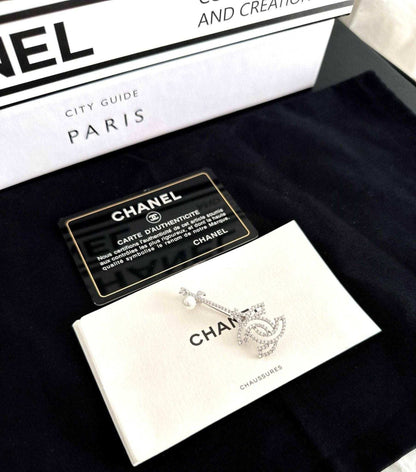 Chanel Brooch Vintage Jewelry Elegant 925 Sterling Silver with Sparkling Zircon Stone Pearl Brooch - Tracesilver