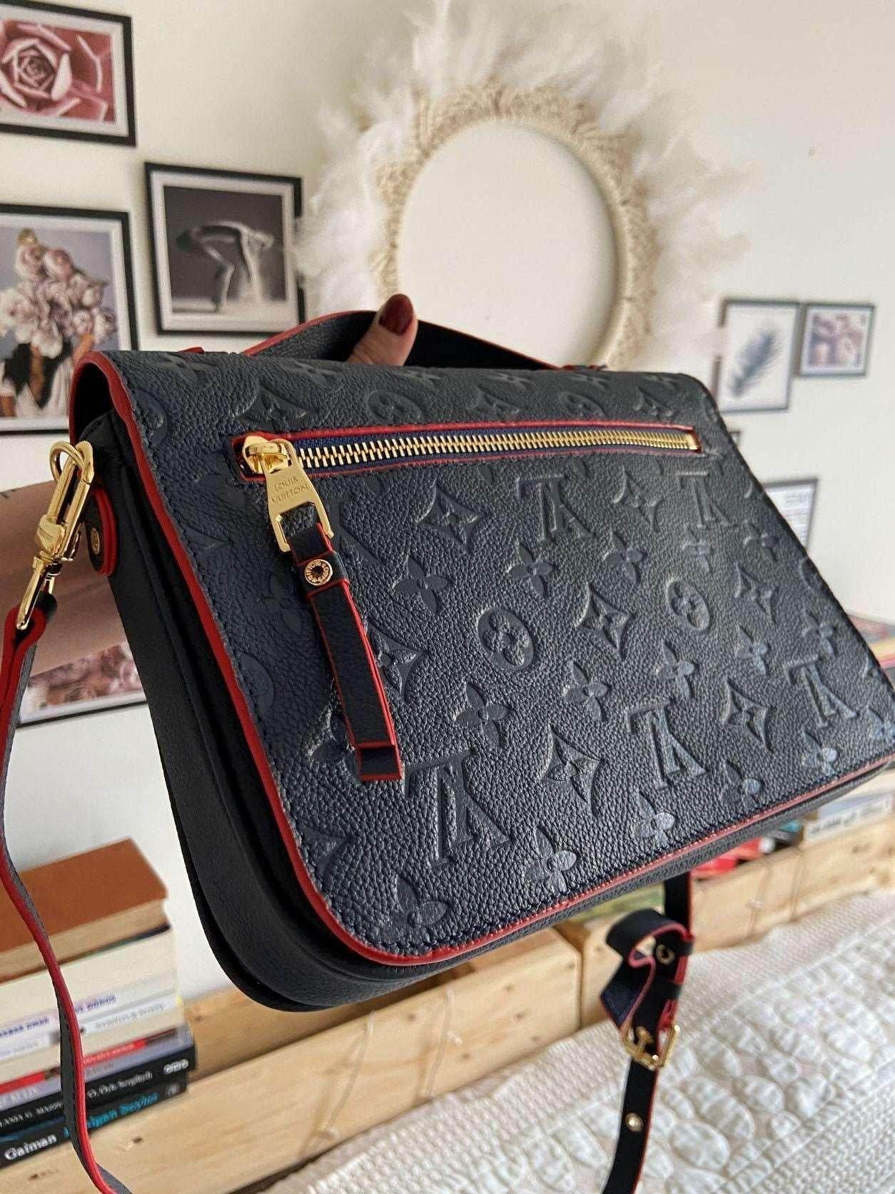 Louis Vuitton Empreinte Pochette Metis in Marine Rouge Crossbody Handbag LVV - Tracesilver