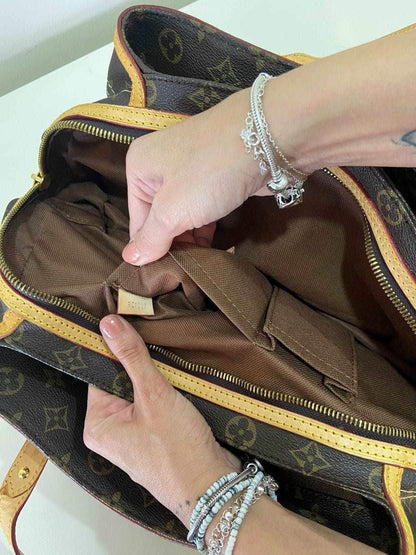 Louis Vuitton Limited Edition Monogram Canvas Riveting Vintage Bag - Tracesilver