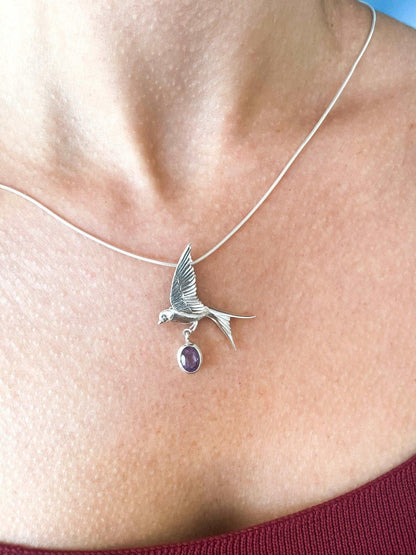 Amethyst Sparrow Silver Necklace  925 Sterling Silver Bird Stud PendanAmethyst Stone Our sparrow bird designs were designed by our design team. It is completely handcrafted by our craftsmen. They are movable wings whose wings can be usAmethyst Sparrow Silver Necklace
