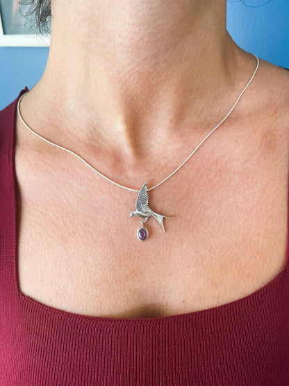 Amethyst Sparrow Silver Necklace  925 Sterling Silver Bird Stud PendanAmethyst Stone Our sparrow bird designs were designed by our design team. It is completely handcrafted by our craftsmen. They are movable wings whose wings can be usAmethyst Sparrow Silver Necklace