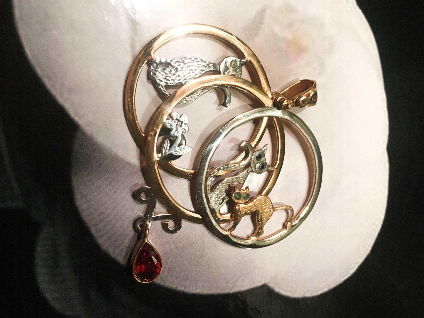 Cat Family Custom Design Pendant, 925 Sterling Silver Animal Necklace,İz Silver are in front of you with a specially designed necklace. Our cat family, which is worked with 925 sterling silver. Our necklace, which is designed and produCat Family Custom Design Pendant
