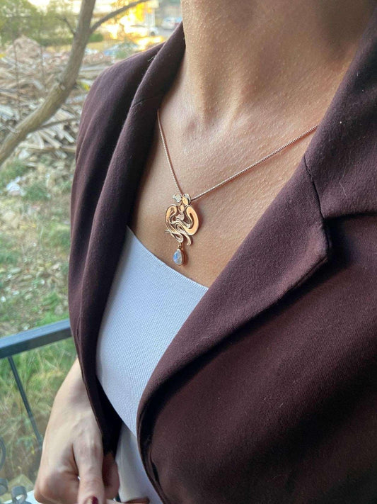 Custom Design Family Moonstone Necklace For Women, 925 Sterling Silver925 Sterling Silver Rose Gold Custom Design Family Moonstone Necklace For Women.
It is special for our customers who want to present a different gift to their loved Custom Design Family Moonstone Necklace