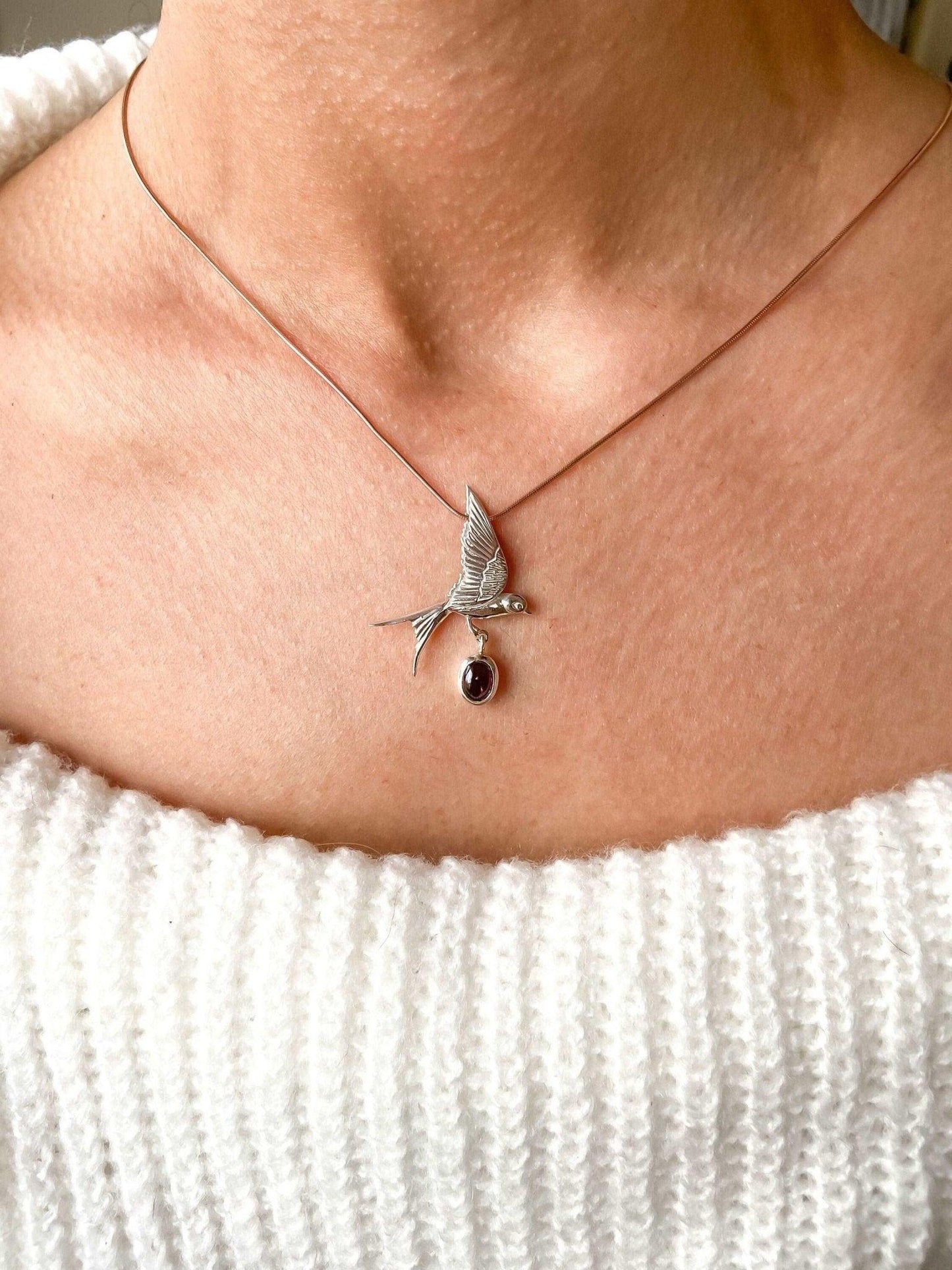 Garnet Stone Sparrow Necklace, 925 Sterling Silver Handmade Sparrow JeGarnet Stone Our sparrow bird Necklace. Designs were designed by our design team. It is completely handcrafted by our craftsmen. These completely special design pendGarnet Stone Sparrow Necklace