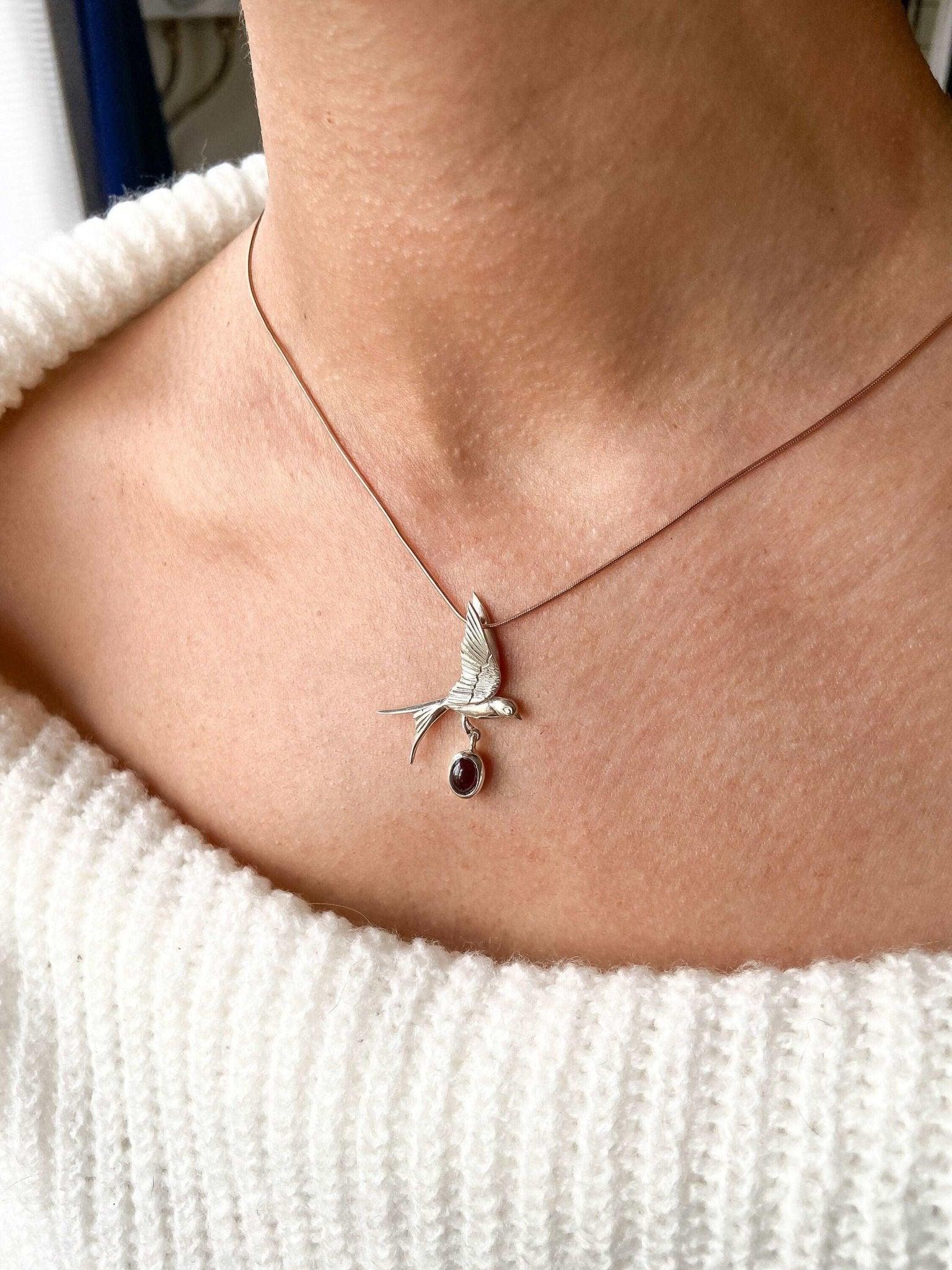 Garnet Stone Sparrow Necklace, 925 Sterling Silver Handmade Sparrow JeGarnet Stone Our sparrow bird Necklace. Designs were designed by our design team. It is completely handcrafted by our craftsmen. These completely special design pendGarnet Stone Sparrow Necklace