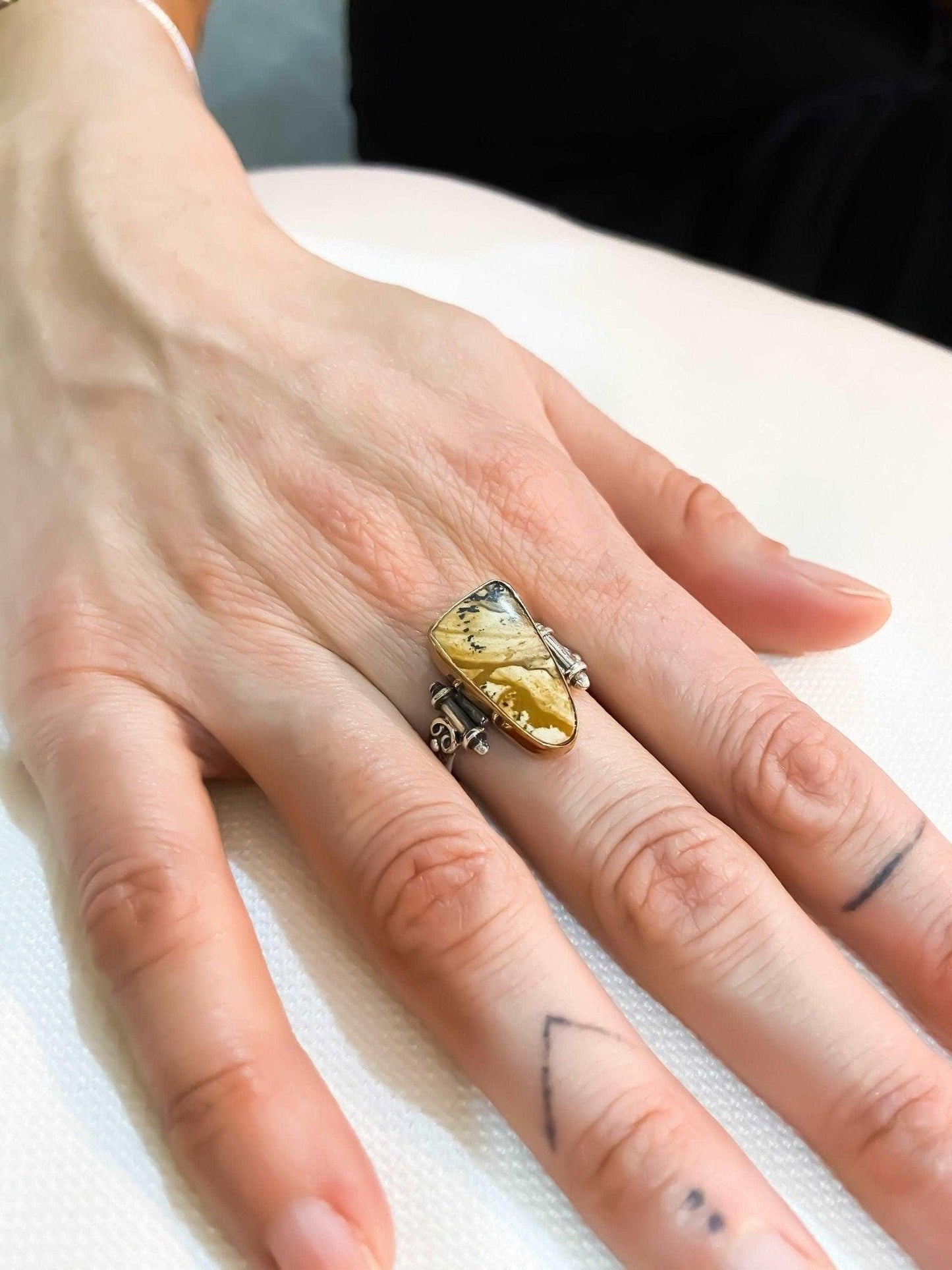 Jasper Natural Stone 925 Sterling Silver Ring, Handmade Jasper GemstonNatural Jasper stone desing women's ring made with 925 sterling hand workmanship.it is completely handcrafted and design. Stone cutting and all our equipment used arJasper Natural Stone
