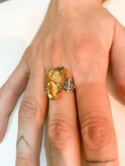 Jasper Natural Stone 925 Sterling Silver Ring, Handmade Jasper GemstonNatural Jasper stone desing women's ring made with 925 sterling hand workmanship.it is completely handcrafted and design. Stone cutting and all our equipment used arJasper Natural Stone