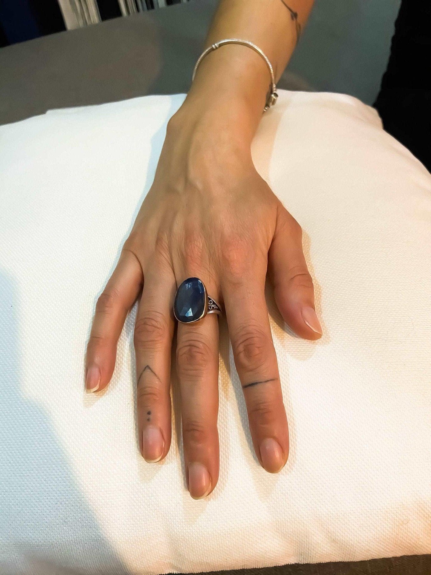 Kyanite Gemstone Natural Stone Jewelry 925 Sterling Silver Custom DesiNatural Kyanite stone desing women's ring made with 925 sterling hand workmanship.it is completely handcrafted and design. Stone cutting and all our equipment used aKyanite Gemstone