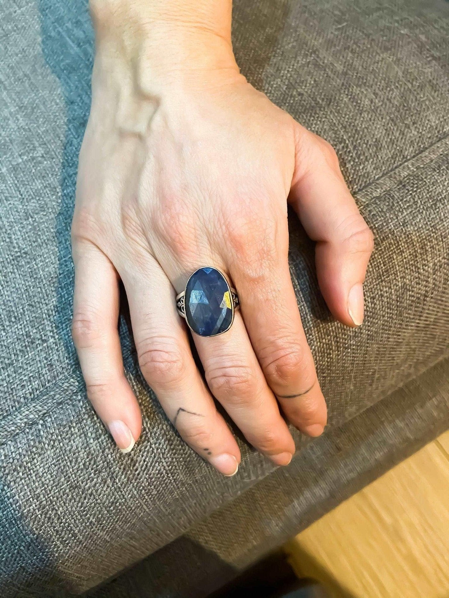 Kyanite Gemstone Natural Stone Jewelry 925 Sterling Silver Custom DesiNatural Kyanite stone desing women's ring made with 925 sterling hand workmanship.it is completely handcrafted and design. Stone cutting and all our equipment used aKyanite Gemstone