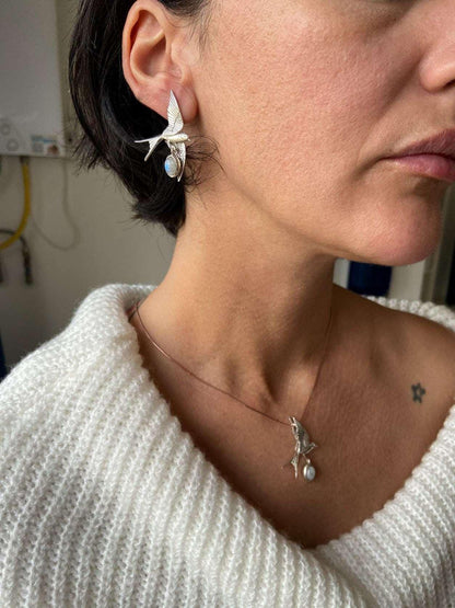 Moonstone Silver Sparrow Necklace, 925 Sterling Silver Handmade SparroMoonStone Our sparrow bird Necklace. Designs were designed by our design team. It is completely handcrafted by our craftsmen. These completely special design pendantMoonstone Silver Sparrow Necklace