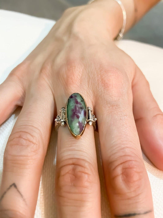 Ruby 925 Sterling Silver Handmade Ring, Ruby Natural Stone Ring For WoNatural Root Ruby stone desing women's ring made with 925 sterling hand workmanship.it is completely handcrafted and design. Stone cutting and all our equipment usedRuby 925 Sterling Silver