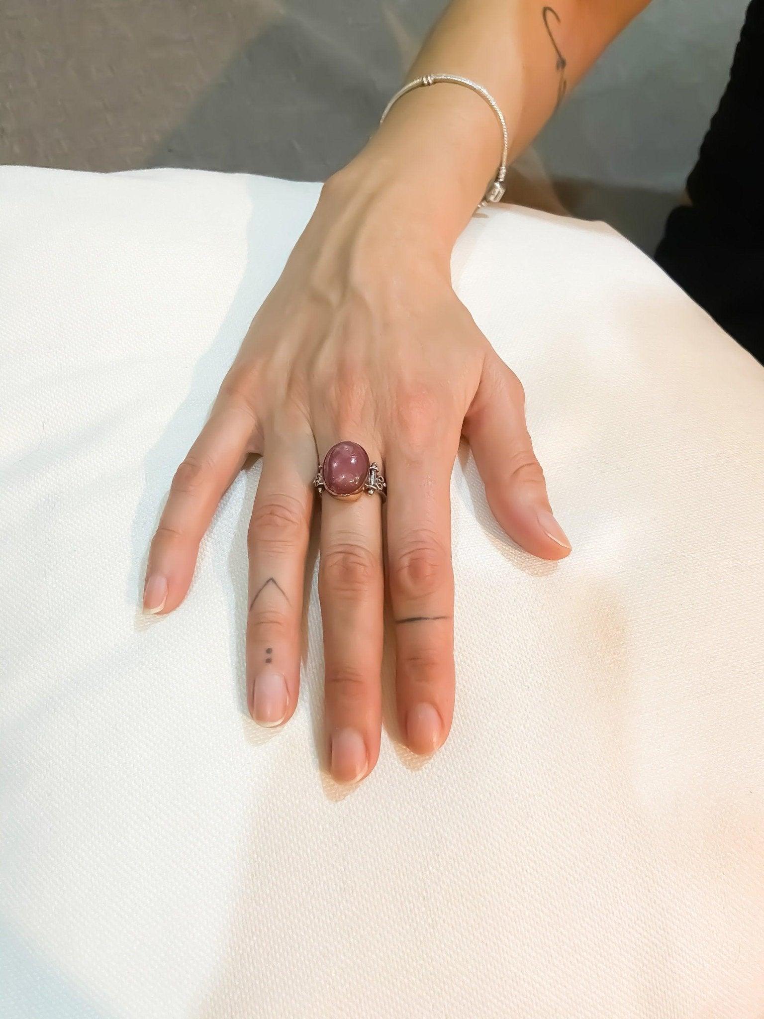 Ruby Jewelry Ring 925 Sterling Silver Handmade, Ruby Natural Stone RinNatural Ruby stone desing women's ring made with 925 sterling hand workmanship.it is completely handcrafted and design. Stone cutting and all our equipment used are Ruby Jewelry Ring