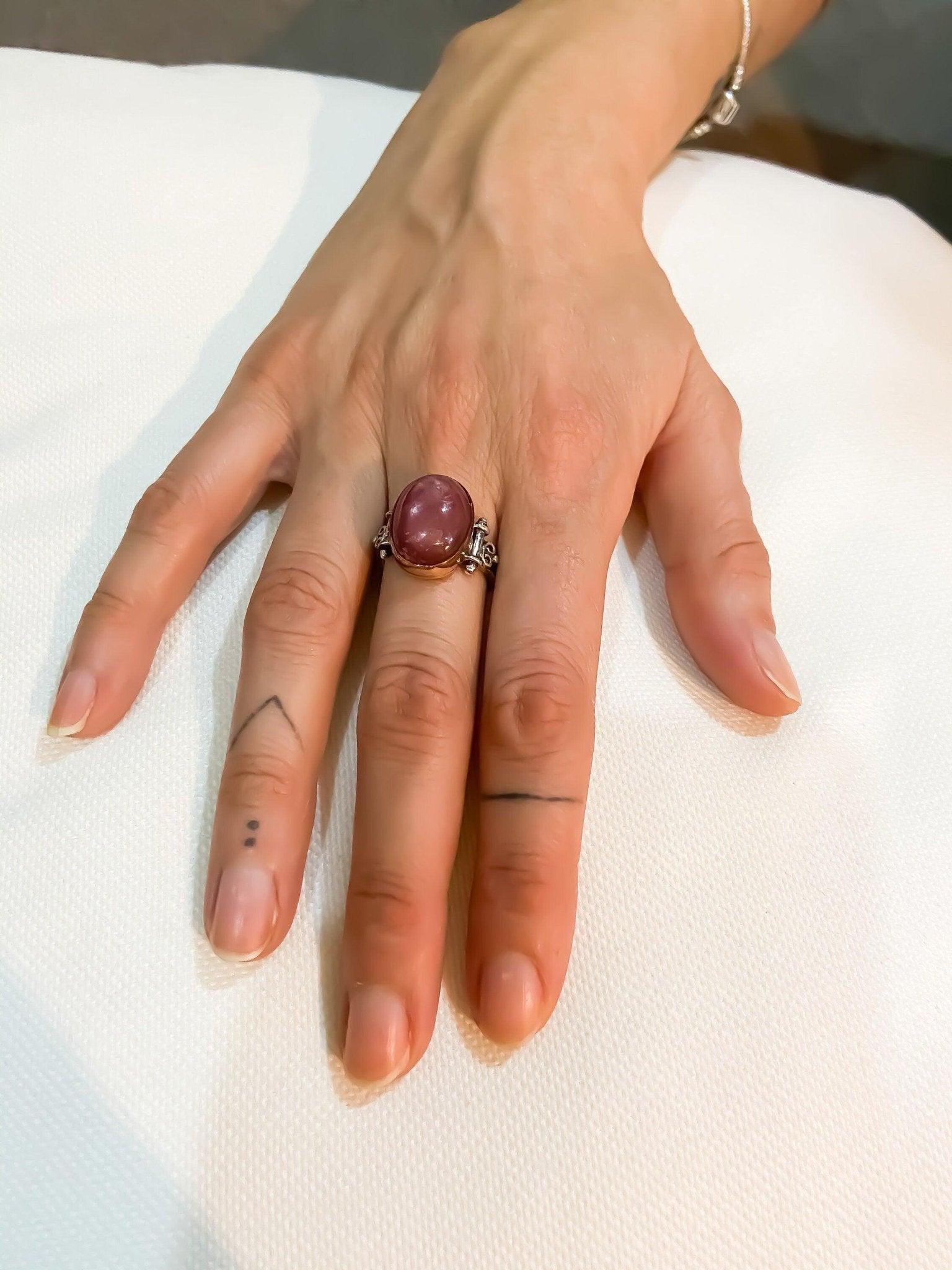 Ruby Jewelry Ring 925 Sterling Silver Handmade, Ruby Natural Stone RinNatural Ruby stone desing women's ring made with 925 sterling hand workmanship.it is completely handcrafted and design. Stone cutting and all our equipment used are Ruby Jewelry Ring