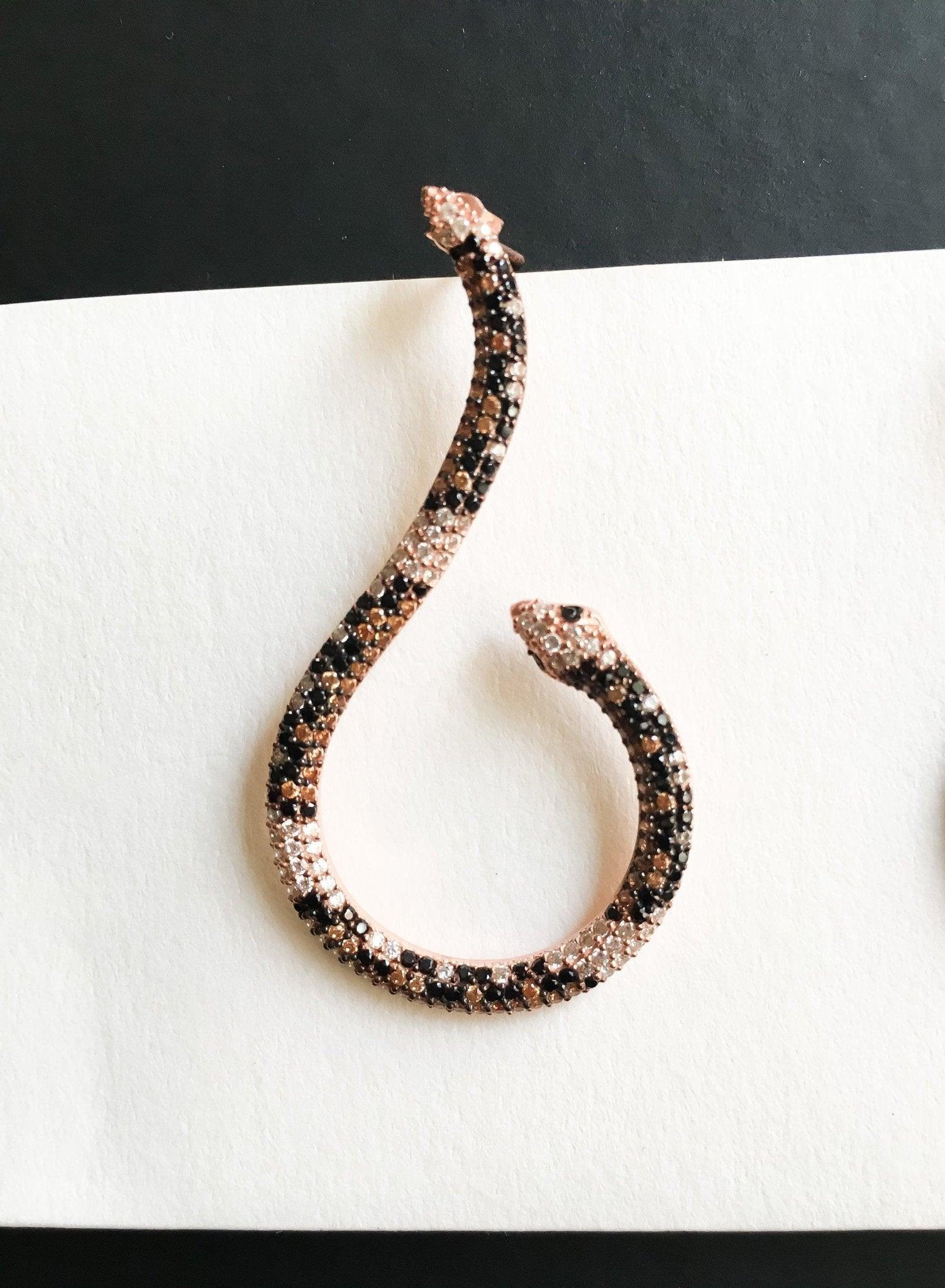 Snake Earrings 925 Sterling Silver Animal Earrings, Snake Lover Earrin925 Sterling Silver Snake Earrings For Women Handmade Accessory.It is completely a product of hand work and design.stones were handcrafted with special pencil work. Snake Earrings