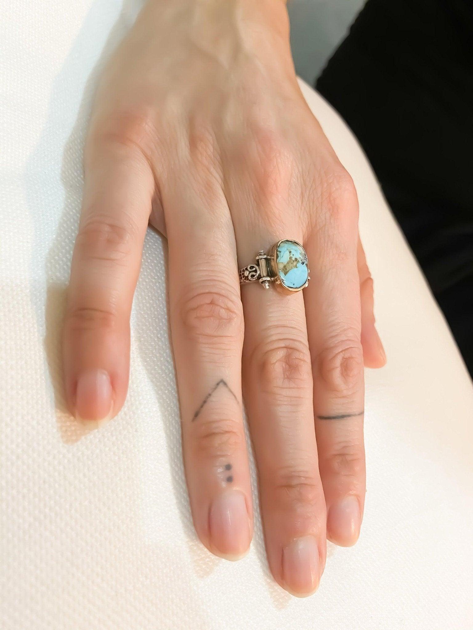 Turquoise Stone 925 Sterling Silver Ring,  Turquoise Jewelry Ring For Natural turquoise stone desing women's ring made with 925 sterling hand workmanship.it is completely handcrafted and design. Stone cutting and all our equipment usedTurquoise Stone